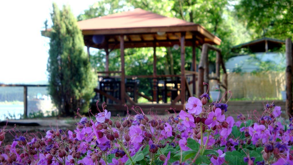 White Village Park Iskar Lake Pasarel 외부 사진